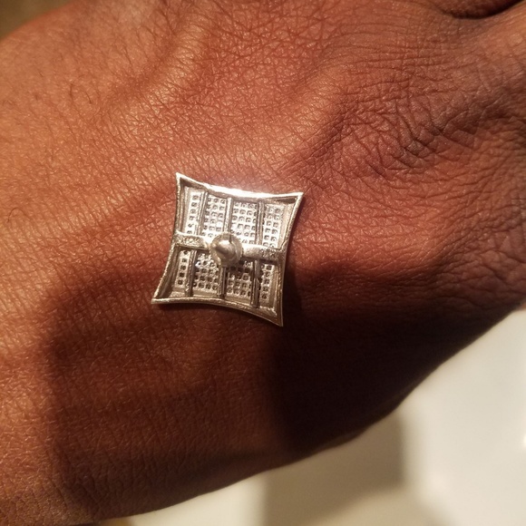 Men's Jewelry (Sold) - Picture 2 of 3